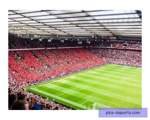 乌加特补时最后一分钟推射绝杀引爆百年球场全场沸腾